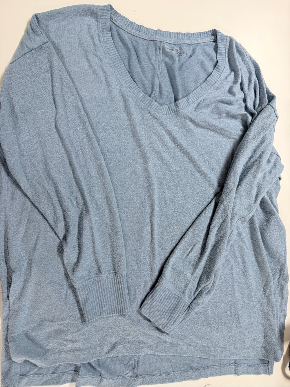 Abercrombie & Fitch Pale Blue V‑Neck Legging Tee